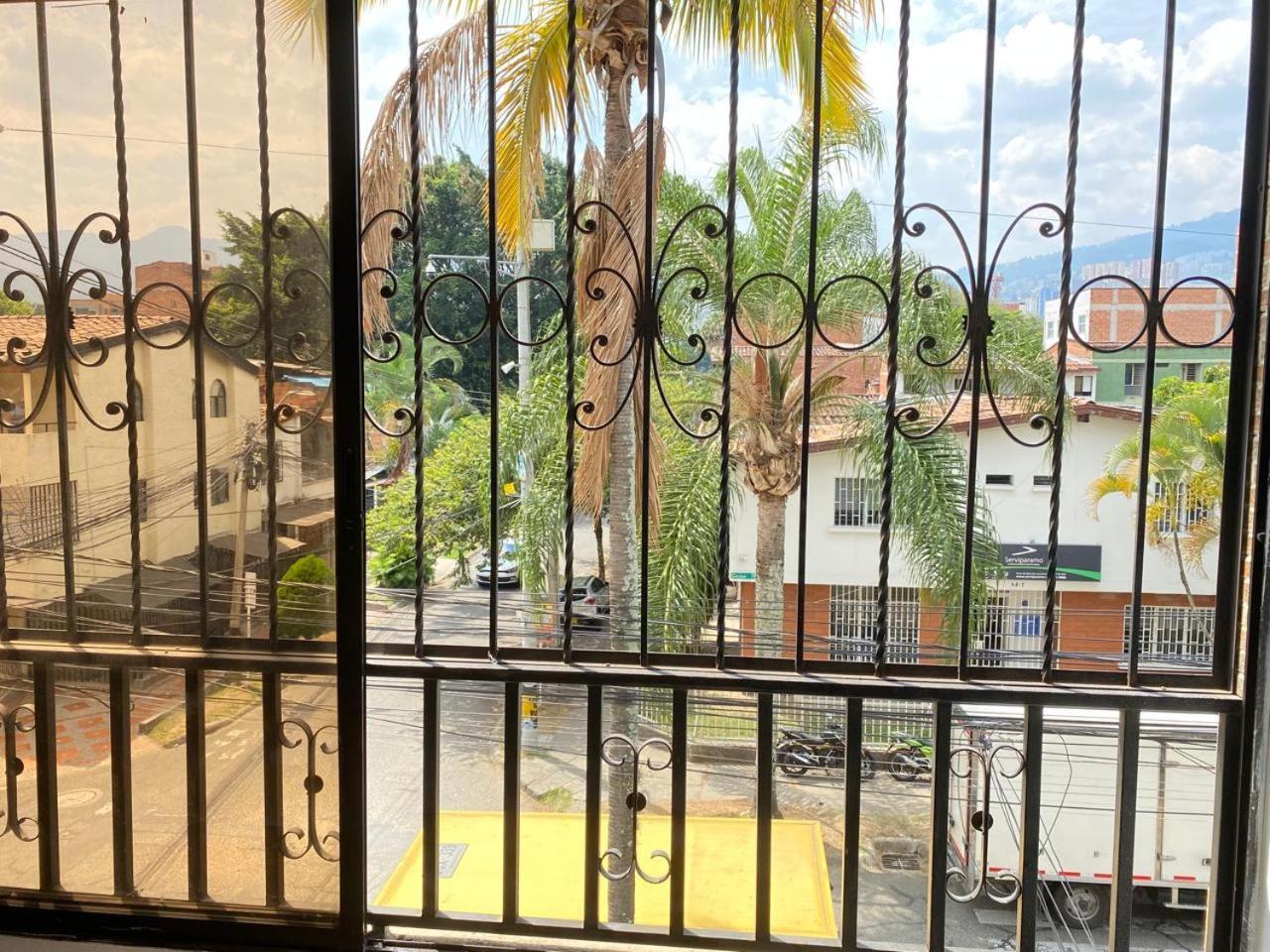 E2 Comodo Y Amplio Apartamento En Laureles Estadio 120 Mts2 Μεντεγίν Εξωτερικό φωτογραφία